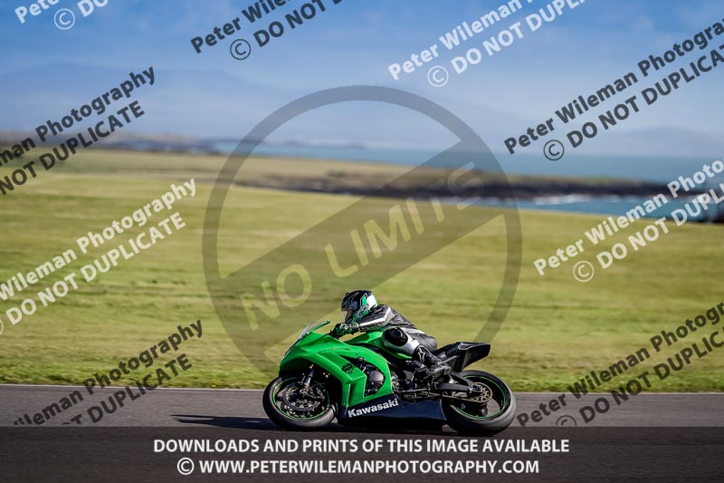 anglesey no limits trackday;anglesey photographs;anglesey trackday photographs;enduro digital images;event digital images;eventdigitalimages;no limits trackdays;peter wileman photography;racing digital images;trac mon;trackday digital images;trackday photos;ty croes